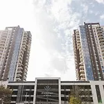 Apartmán Cozy Among The Highest Floors - Free Parking