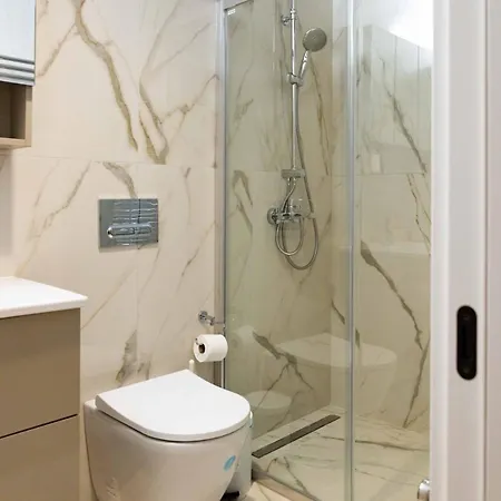 Apartment Cozy Among The Highest Floors - Free Parking Skopje