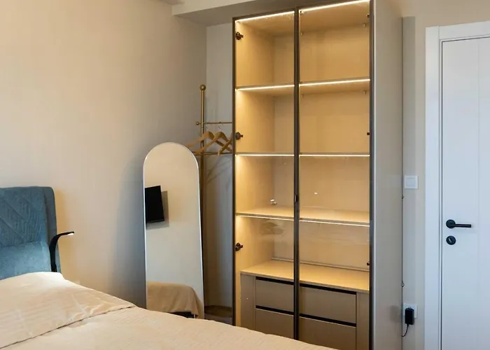 Apartmán Cozy Among The Highest Floors - Free Parking *