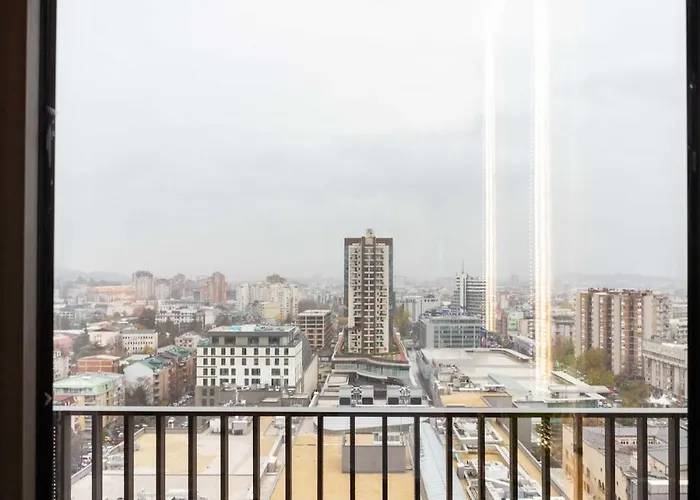 Cozy Among The Highest Floors - Free Parking Скопье